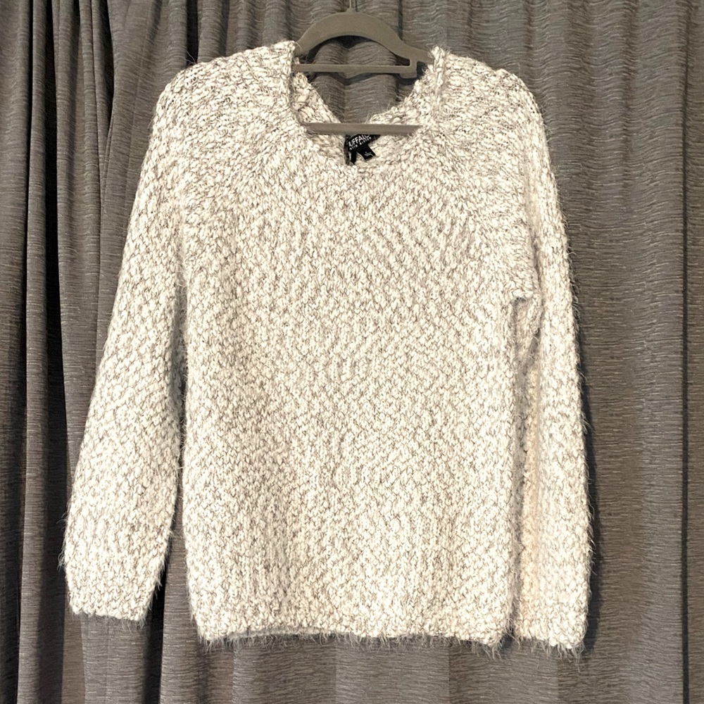 Sweater NWT